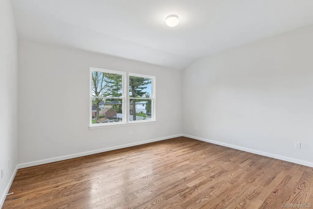 384 Scudder Avenue Copiague NY 11726