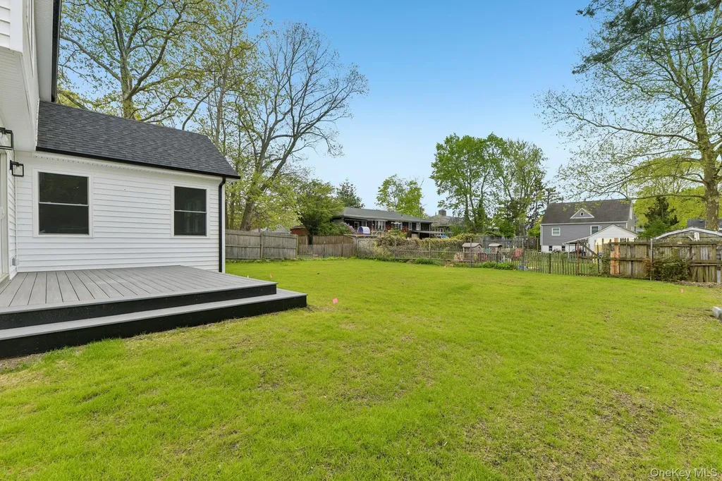 384 Scudder Avenue Copiague NY 11726