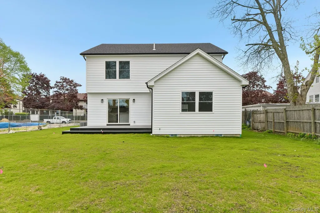 384 Scudder Avenue Copiague NY 11726