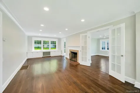 10 Dupont Avenue White Plains NY 10605