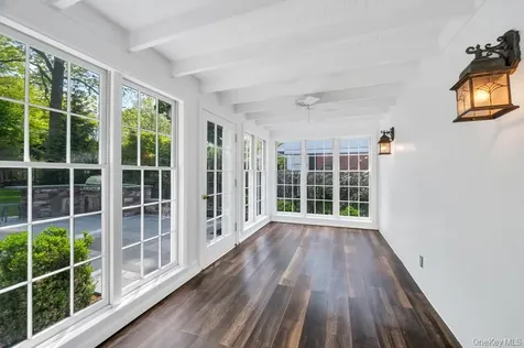 10 Dupont Avenue White Plains NY 10605