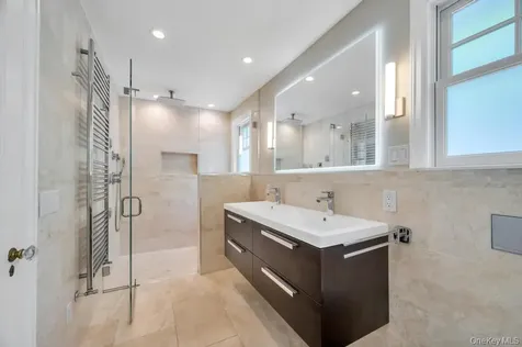 10 Dupont Avenue White Plains NY 10605