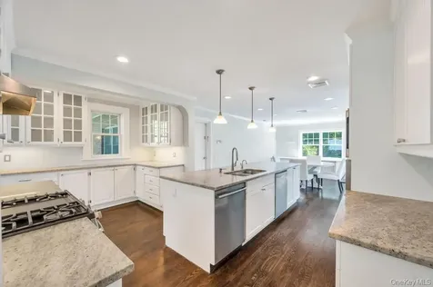 10 Dupont Avenue White Plains NY 10605
