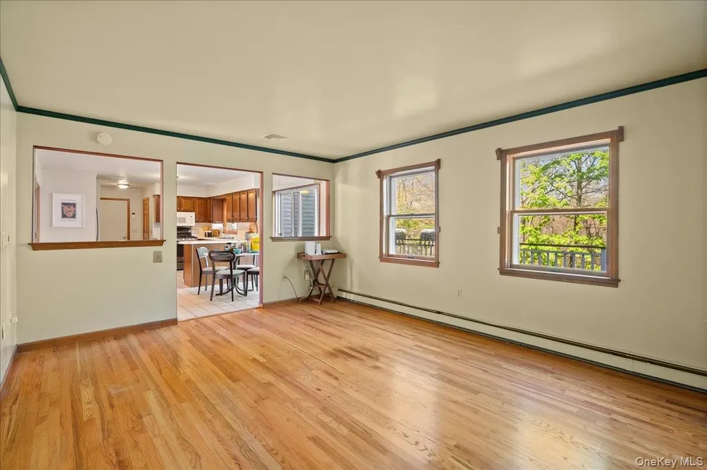 13 Hart Drive Poughkeepsie NY 12603
