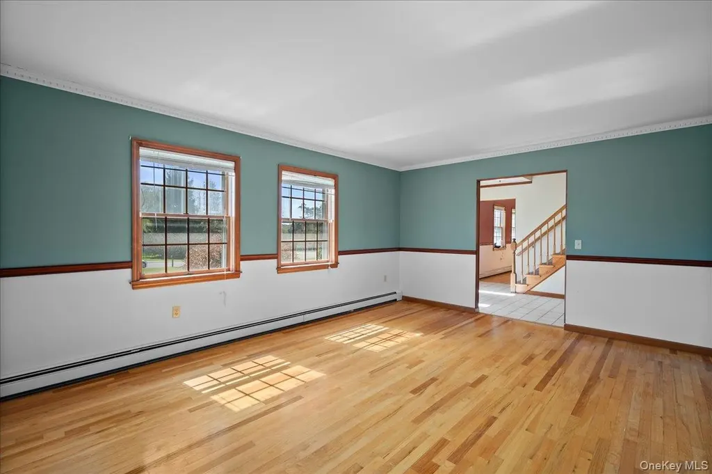 13 Hart Drive Poughkeepsie NY 12603