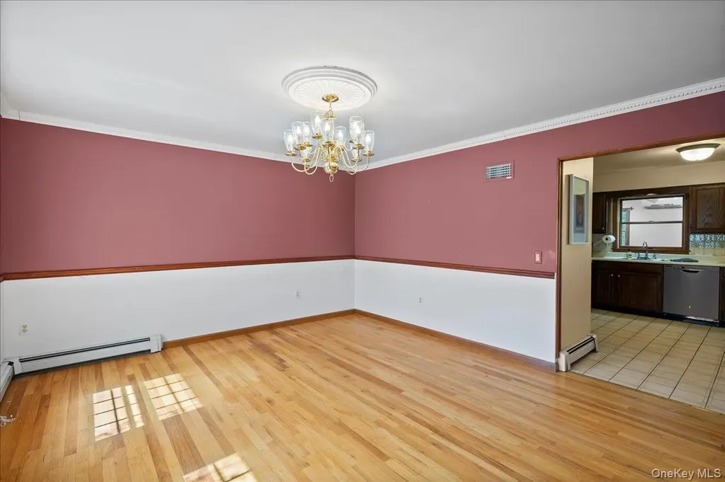 13 Hart Drive Poughkeepsie NY 12603