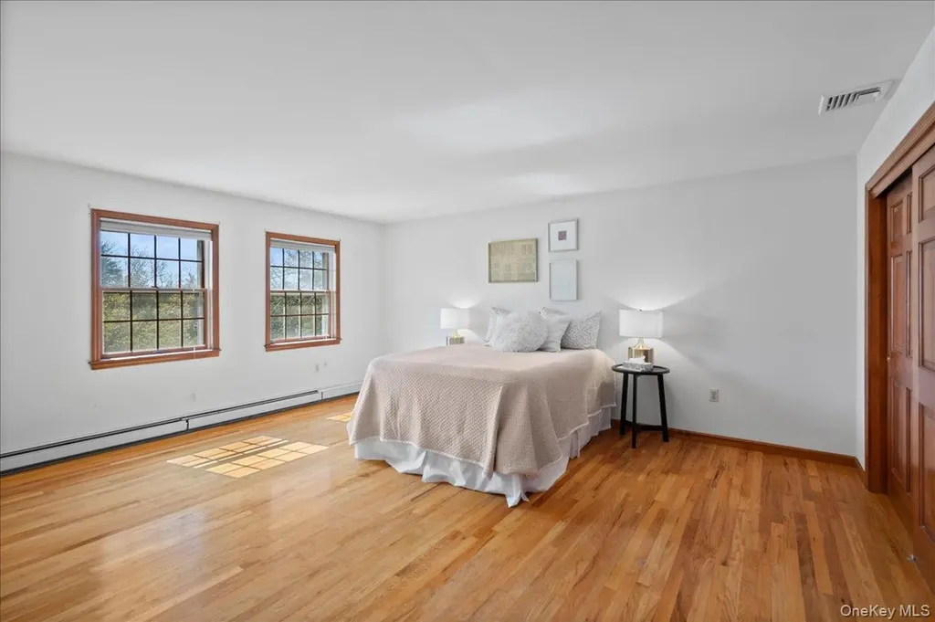 13 Hart Drive Poughkeepsie NY 12603
