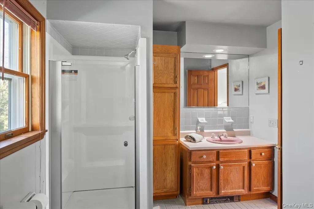 13 Hart Drive Poughkeepsie NY 12603