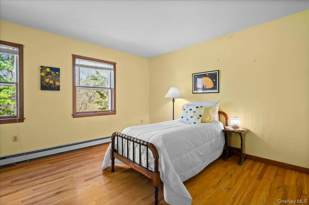 13 Hart Drive Poughkeepsie NY 12603