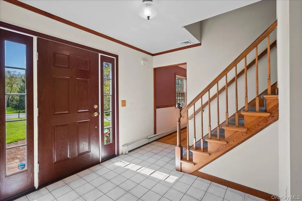 13 Hart Drive Poughkeepsie NY 12603