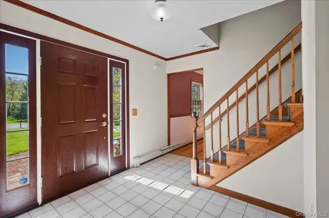 13 Hart Drive Poughkeepsie NY 12603