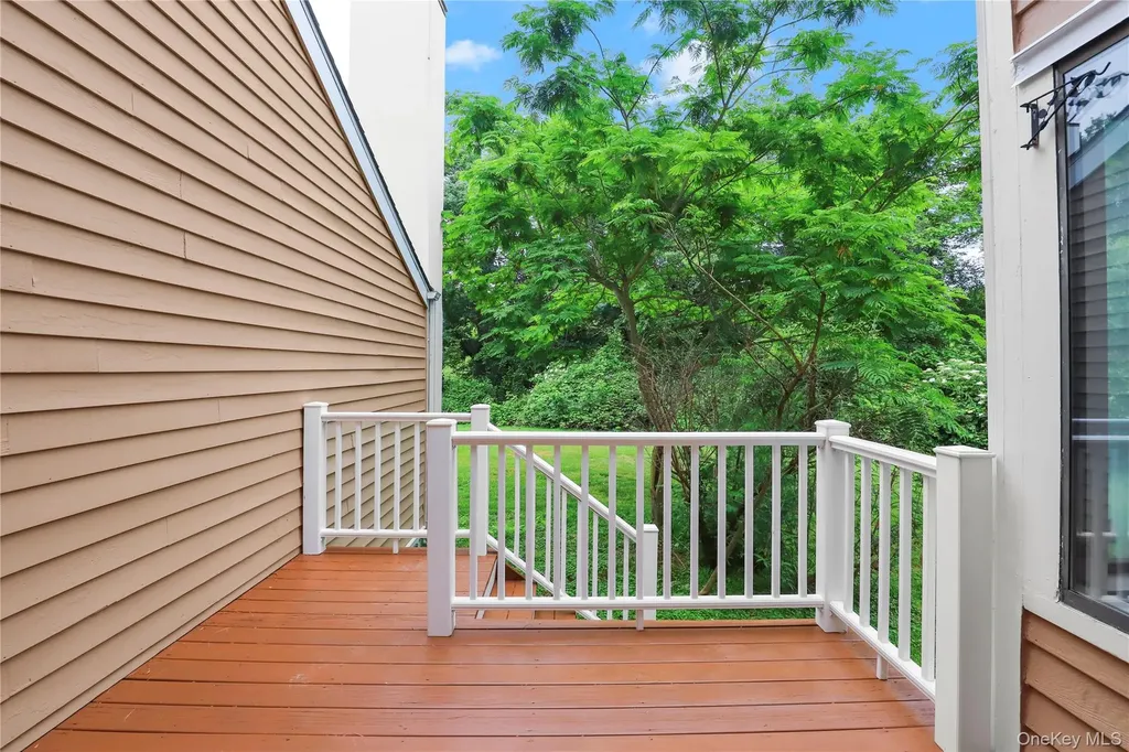 41 Rambling Brook Road Chappaqua NY 10514