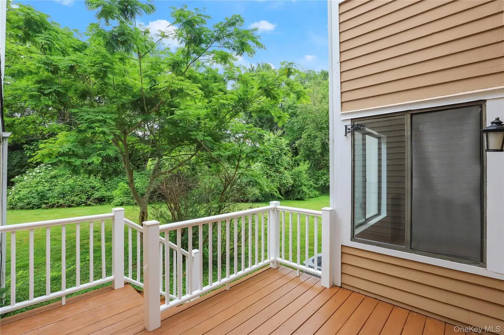 41 Rambling Brook Road Chappaqua NY 10514