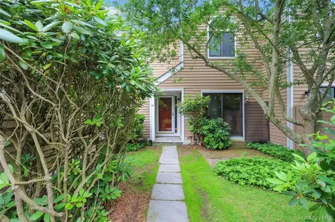 41 Rambling Brook Road Chappaqua NY 10514