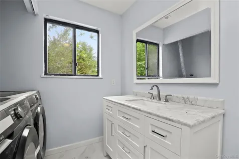 41 Rambling Brook Road Chappaqua NY 10514