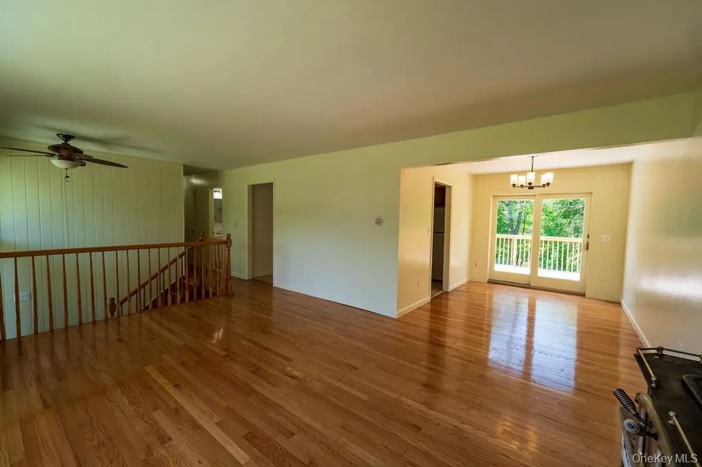 5 Idlewild Drive Poughkeepsie NY 12601