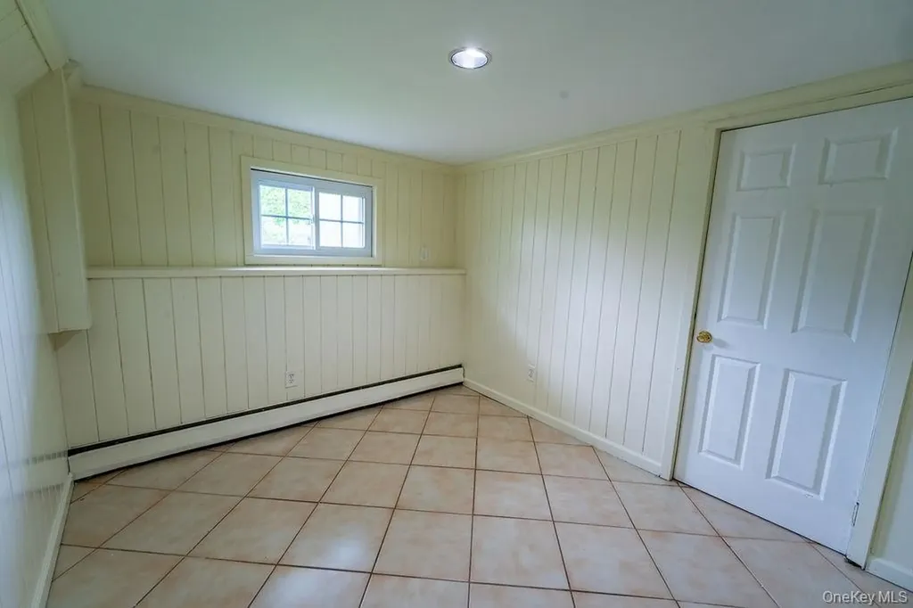 5 Idlewild Drive Poughkeepsie NY 12601