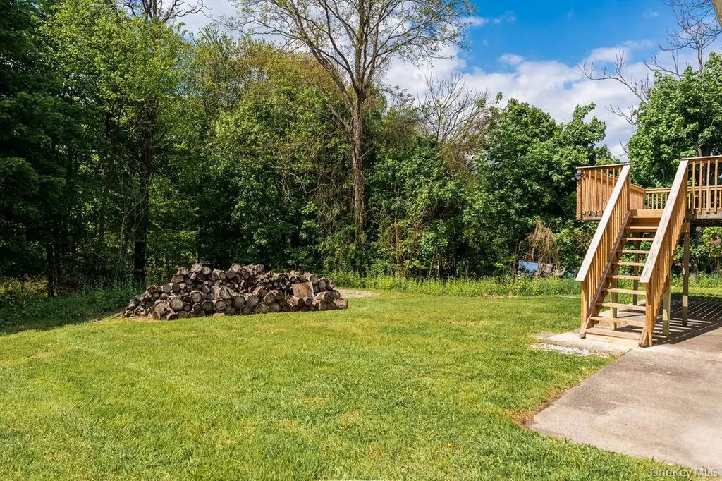 5 Idlewild Drive Poughkeepsie NY 12601