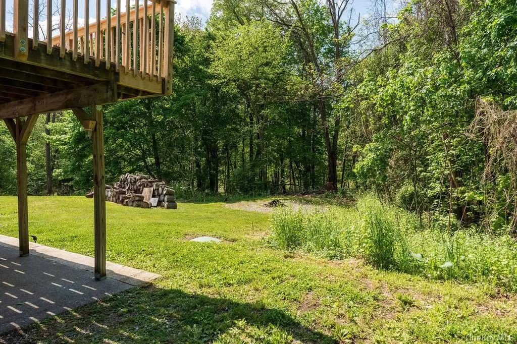 5 Idlewild Drive Poughkeepsie NY 12601