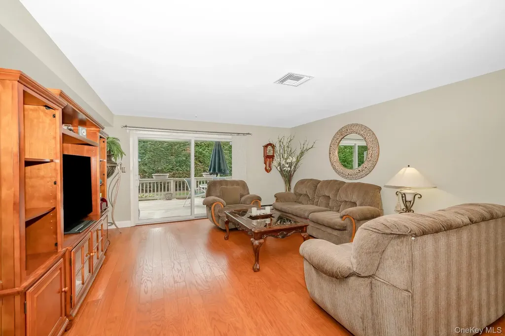 2355 Pershing Boulevard Baldwin NY 11510