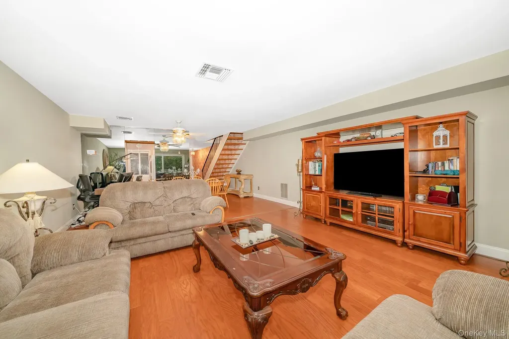 2355 Pershing Boulevard Baldwin NY 11510