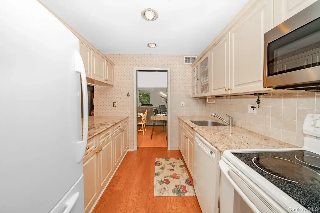 2355 Pershing Boulevard Baldwin NY 11510
