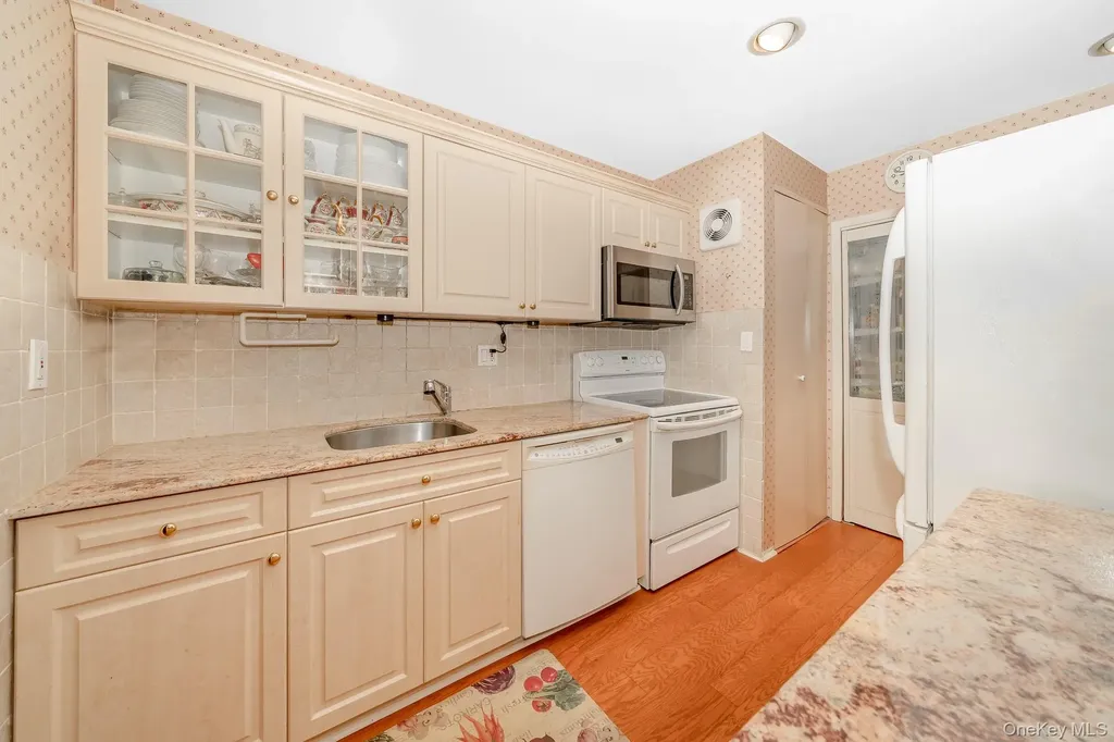 2355 Pershing Boulevard Baldwin NY 11510