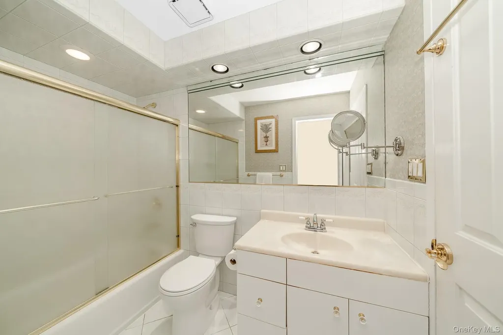 2355 Pershing Boulevard Baldwin NY 11510