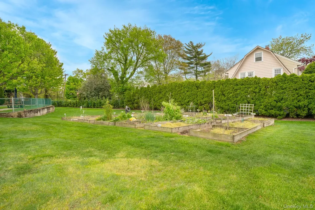 2355 Pershing Boulevard Baldwin NY 11510