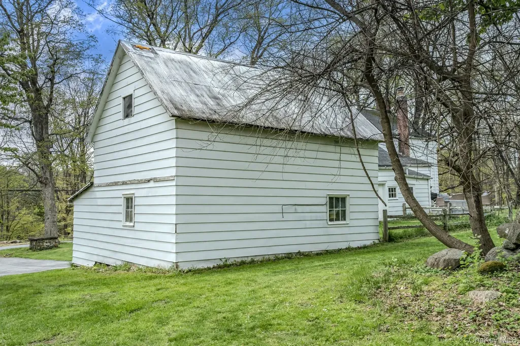 51 Mountainside Road Warwick NY 10990