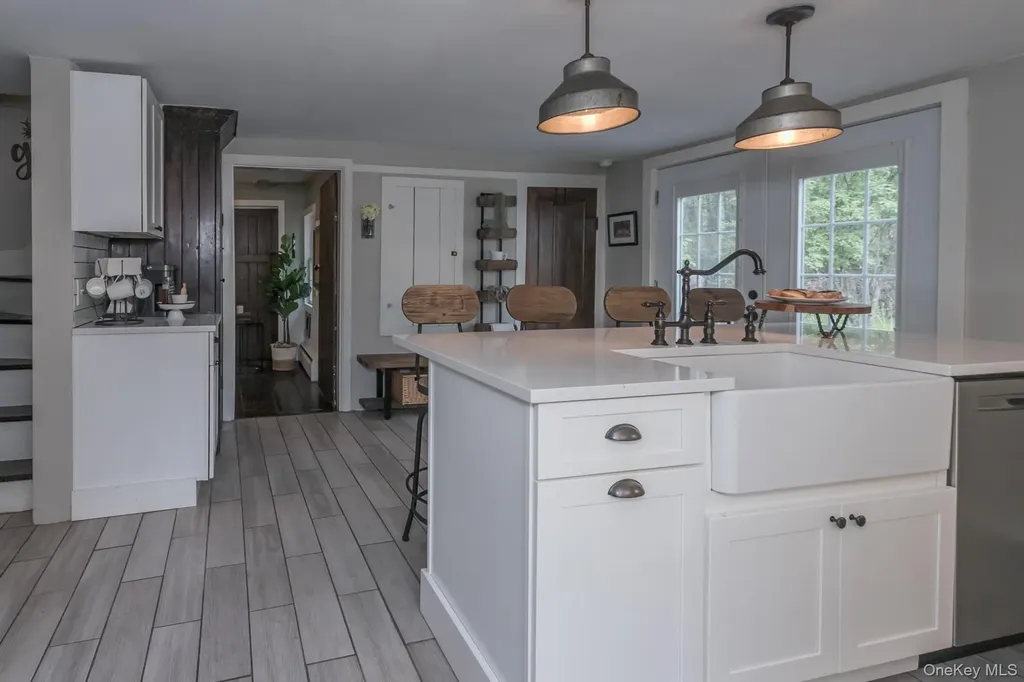 51 Mountainside Road Warwick NY 10990