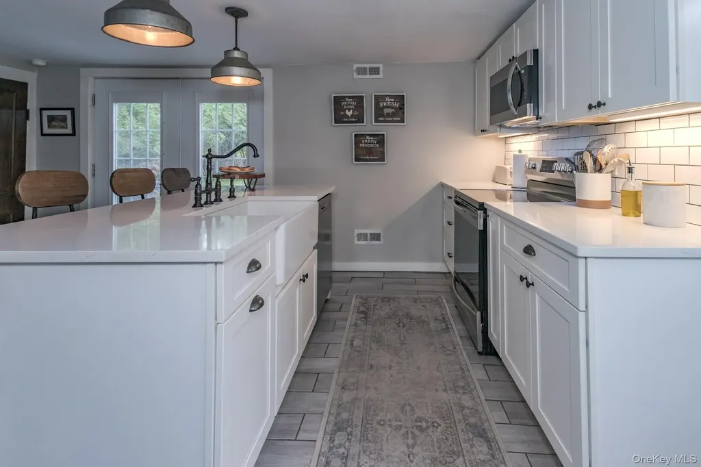 51 Mountainside Road Warwick NY 10990