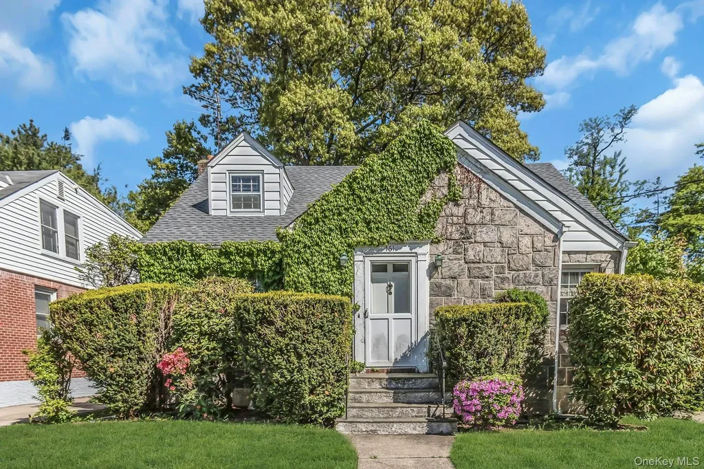 461 Madison Avenue West Hempstead NY 11552