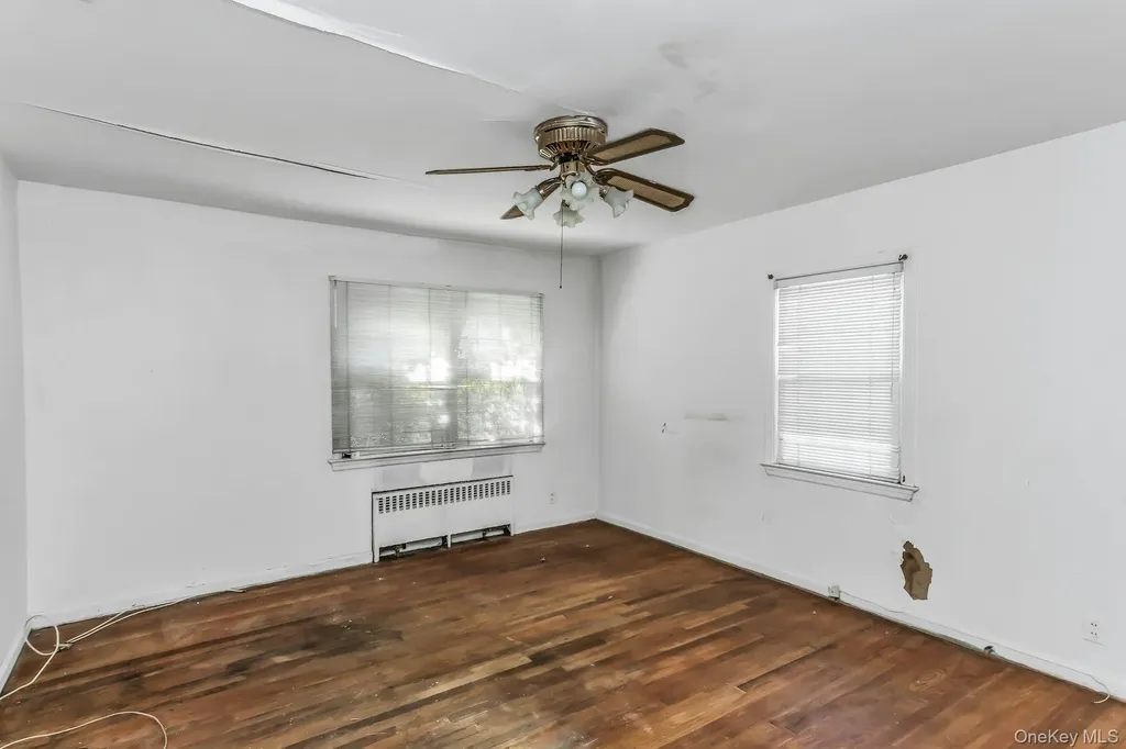 461 Madison Avenue West Hempstead NY 11552
