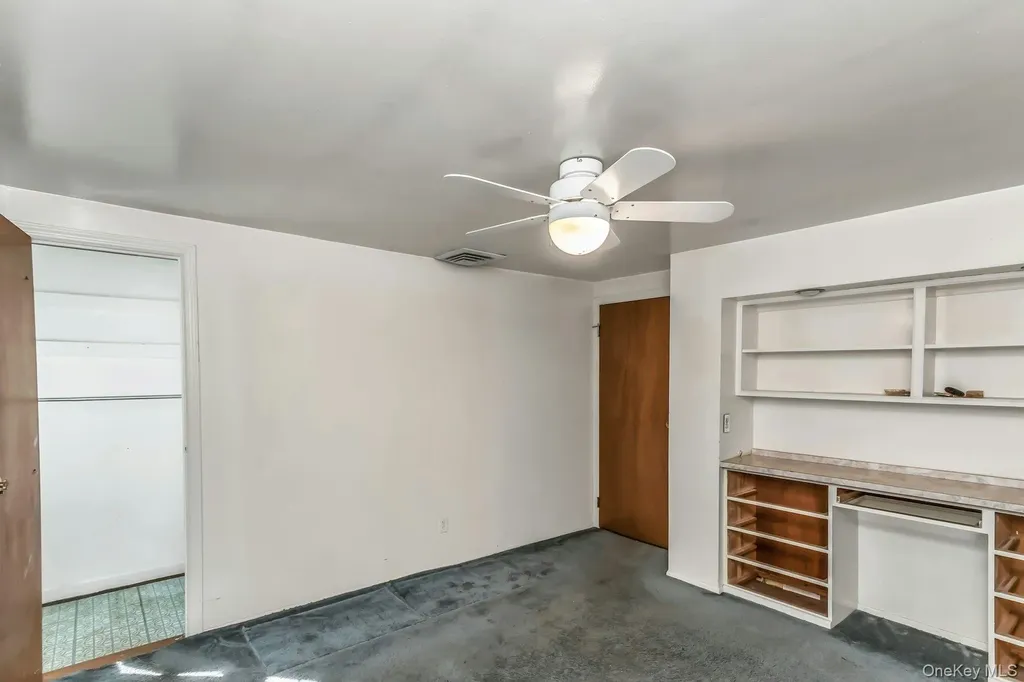 461 Madison Avenue West Hempstead NY 11552