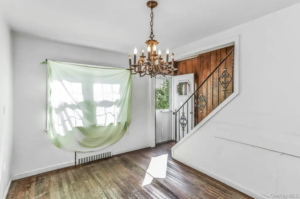 461 Madison Avenue West Hempstead NY 11552