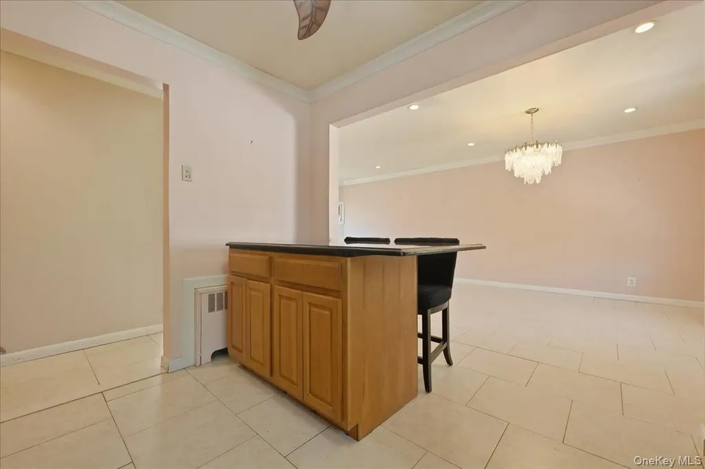 82 Morris Drive East Meadow NY 11554