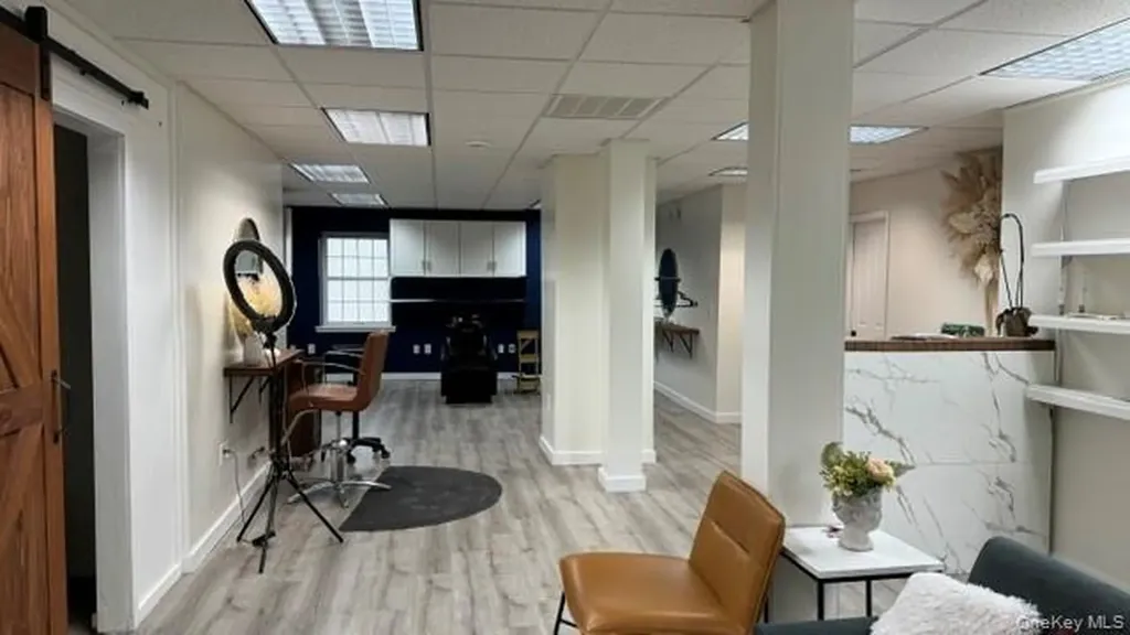 371 E Main Street Middletown NY 10940