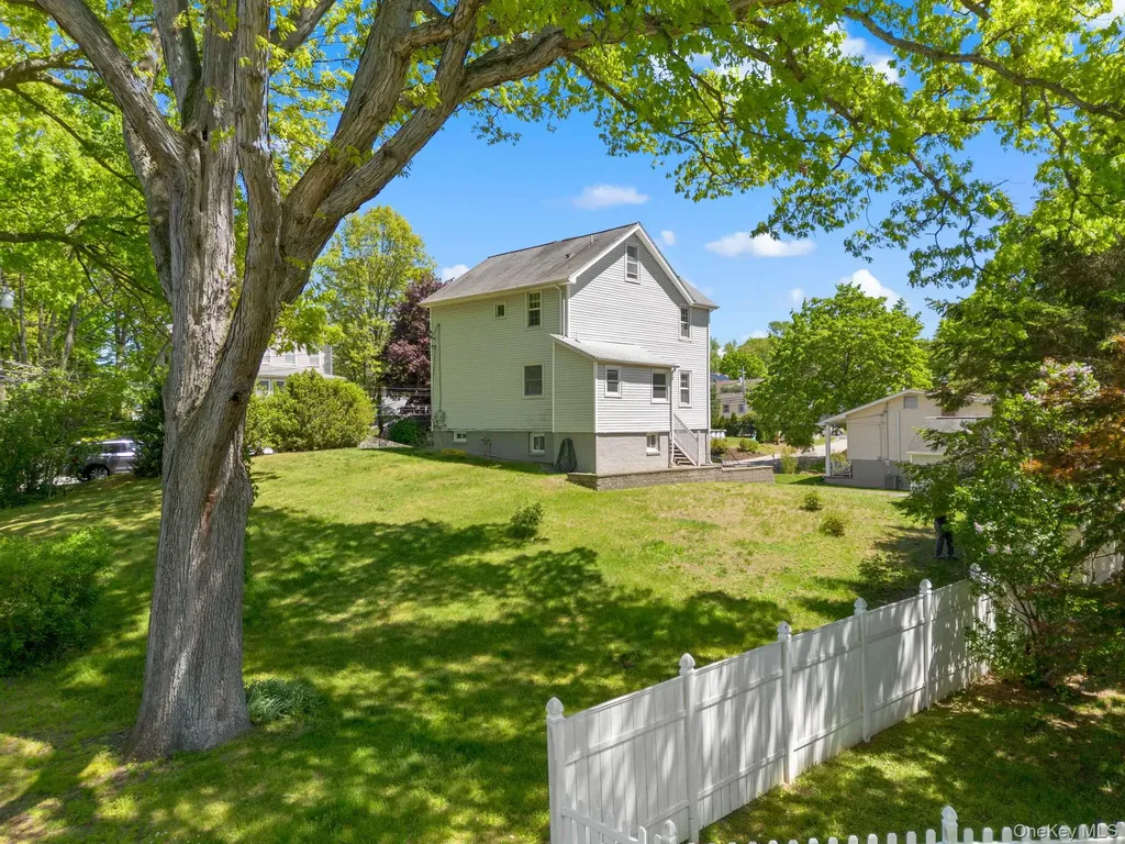 184 3rd Street Buchanan NY 10511