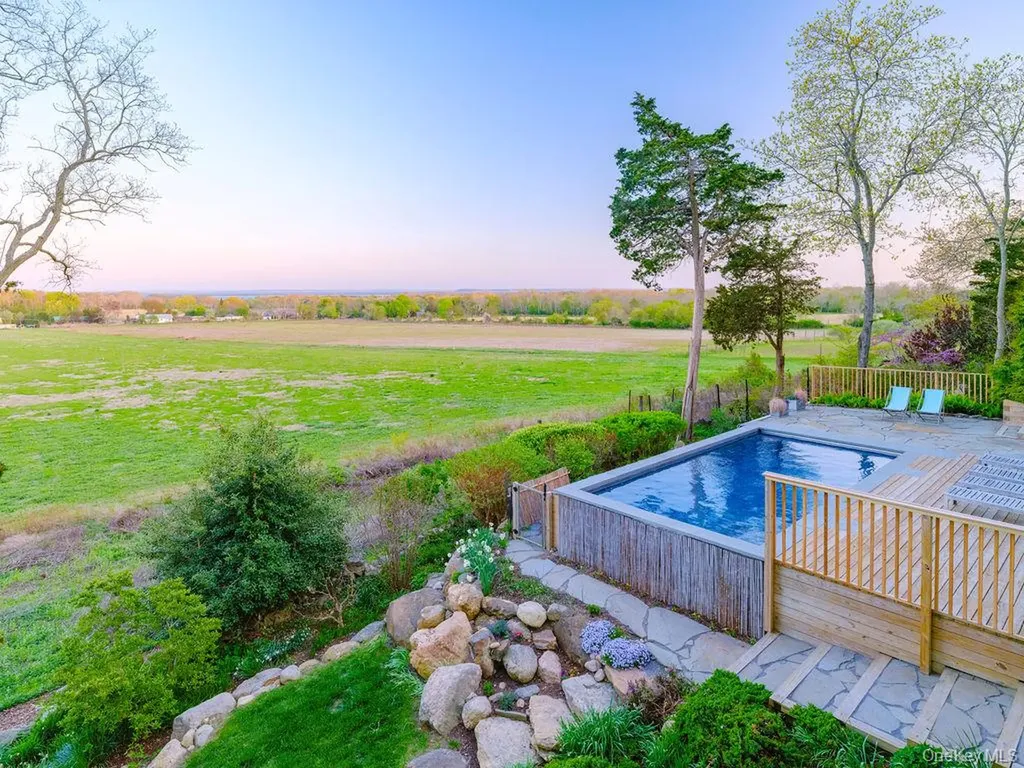 255 S View Drive Orient NY 11957
