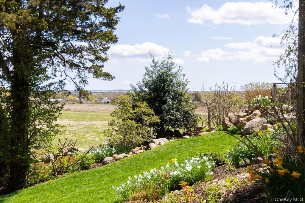 255 S View Drive Orient NY 11957