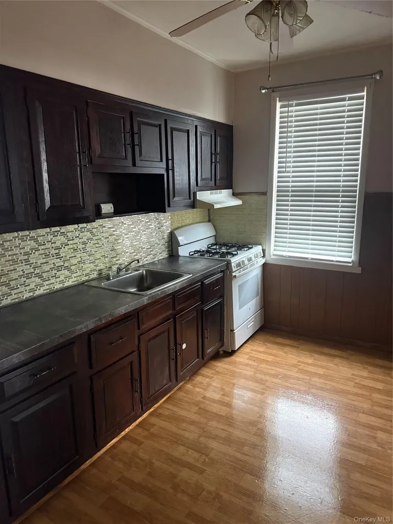 5722 65th Street Maspeth NY 11378