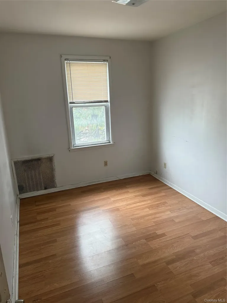 5722 65th Street Maspeth NY 11378