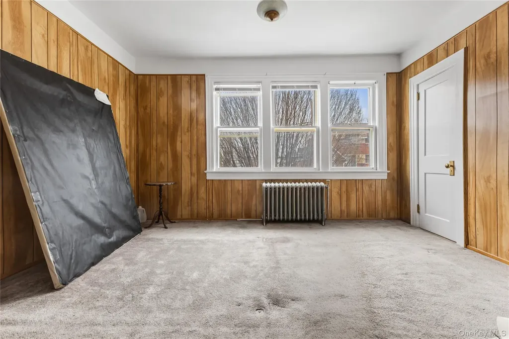 61-17A 165th Street Fresh Meadows NY 11365