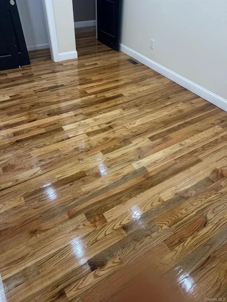 24712 139th Avenue Rosedale NY 11422