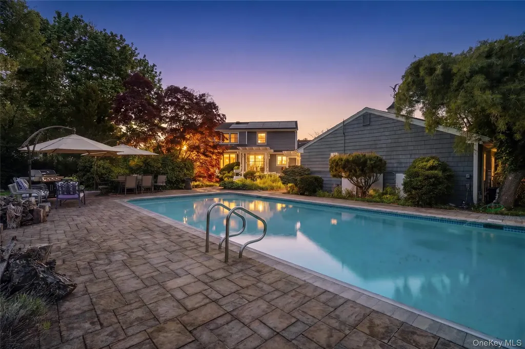 199 Split Rock Road Syosset NY 11791
