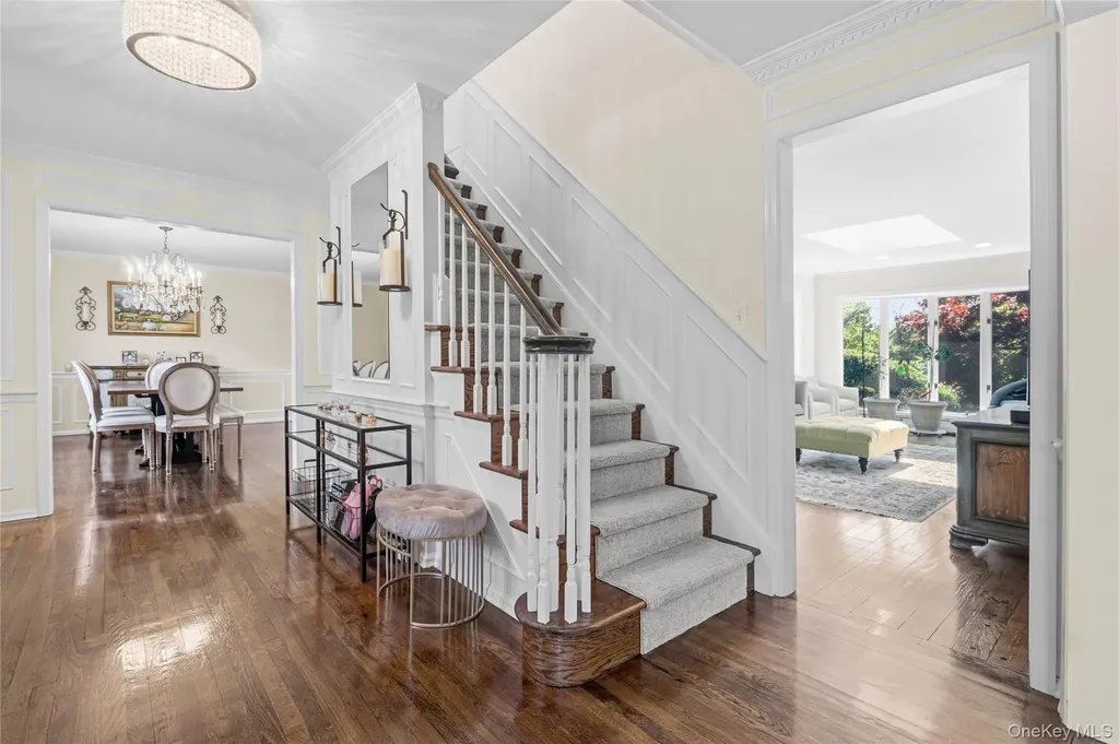 199 Split Rock Road Syosset NY 11791
