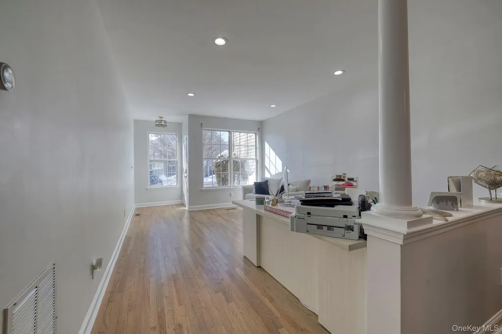 24 Barr Lane Monroe NY 10950