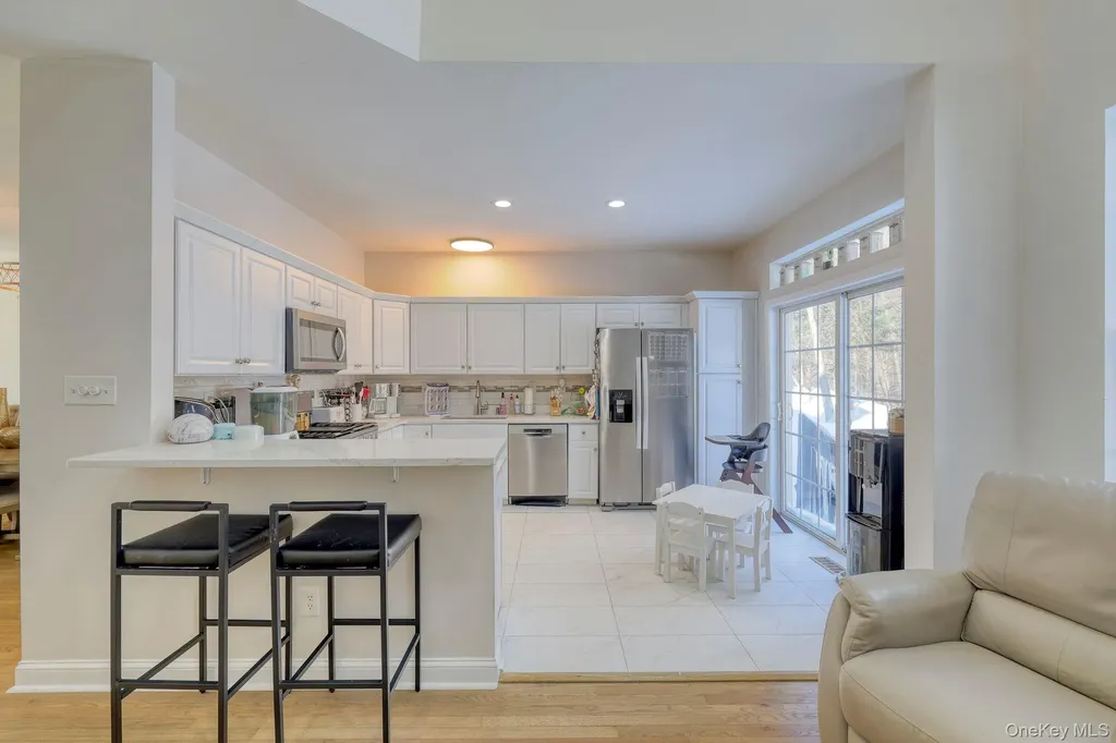 24 Barr Lane Monroe NY 10950