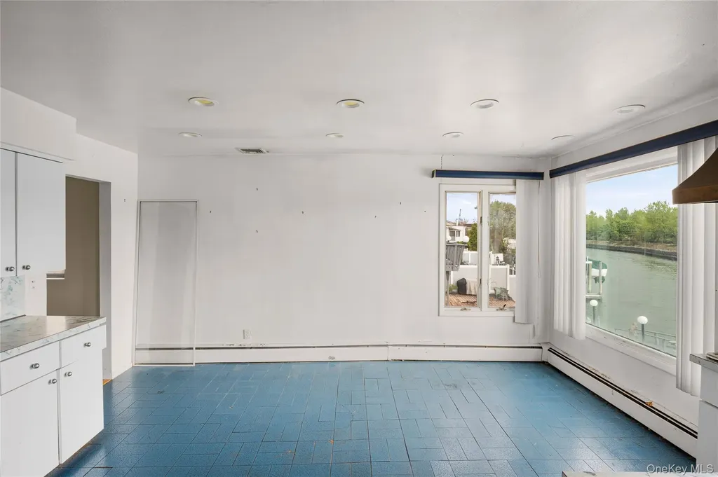 3386 Bertha Drive Baldwin NY 11510